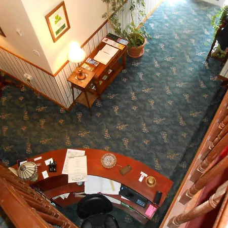 Birchdale House 4*