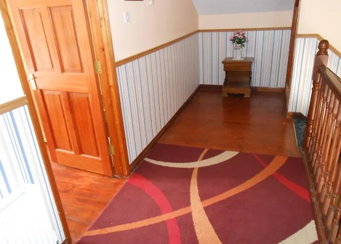 Birchdale House לינה וארוחת בוקר 4*